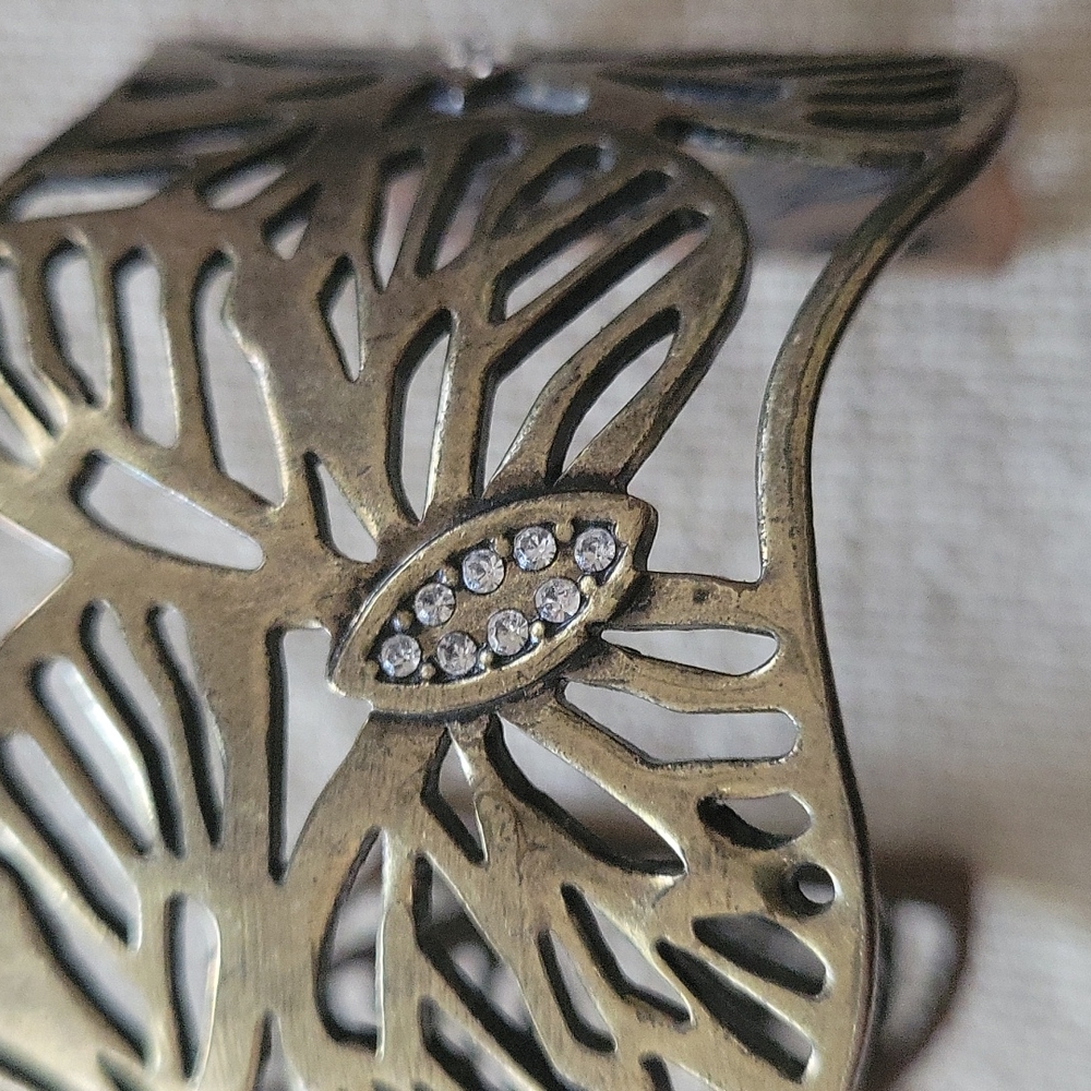 Brass Butterfly Bracelet with Rhinestones - Picture 5 of 6